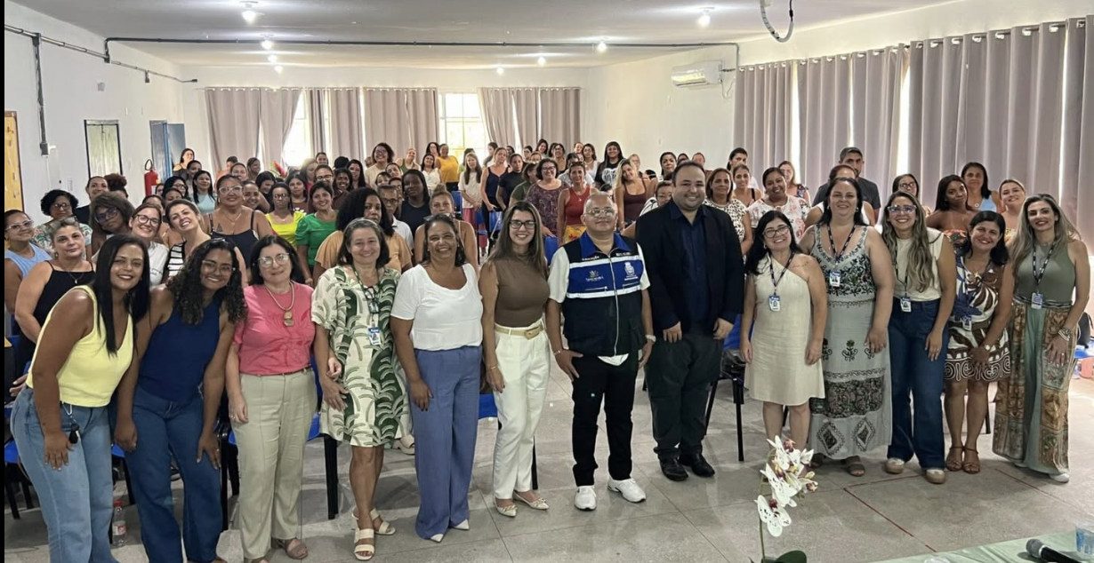 Mangaratiba (RJ) estrutura política de alfabetização com base em evidências científicas e apoio do Edube